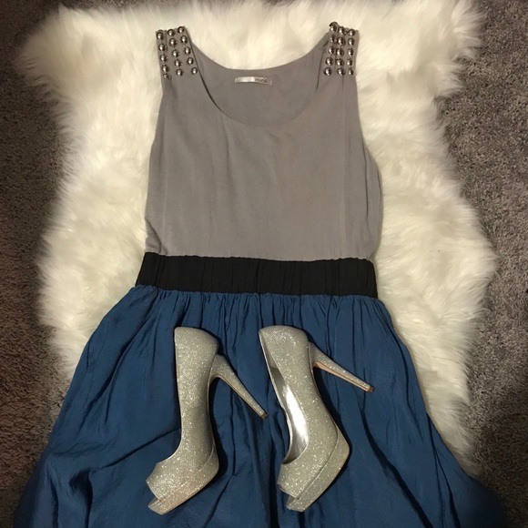 Adorable knee length cotton dress - Picture 4 of 4